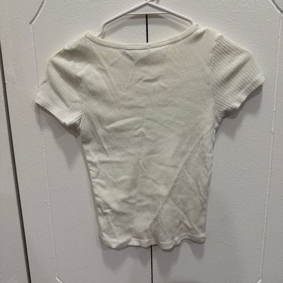 Brandy Melville White Ribbed Short Sleeve Shirt - Picture 2 of 7